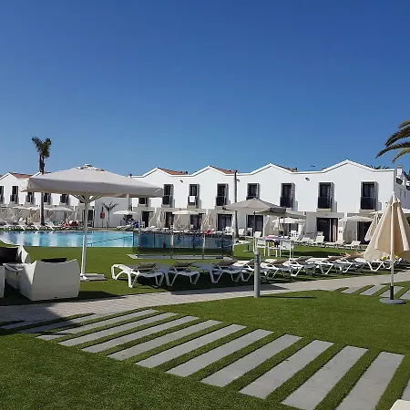 Fbc Fortuny - Adults Only